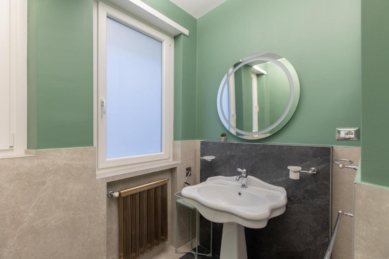 Iflat Corso Deluxe Apartment Рим Екстериор снимка